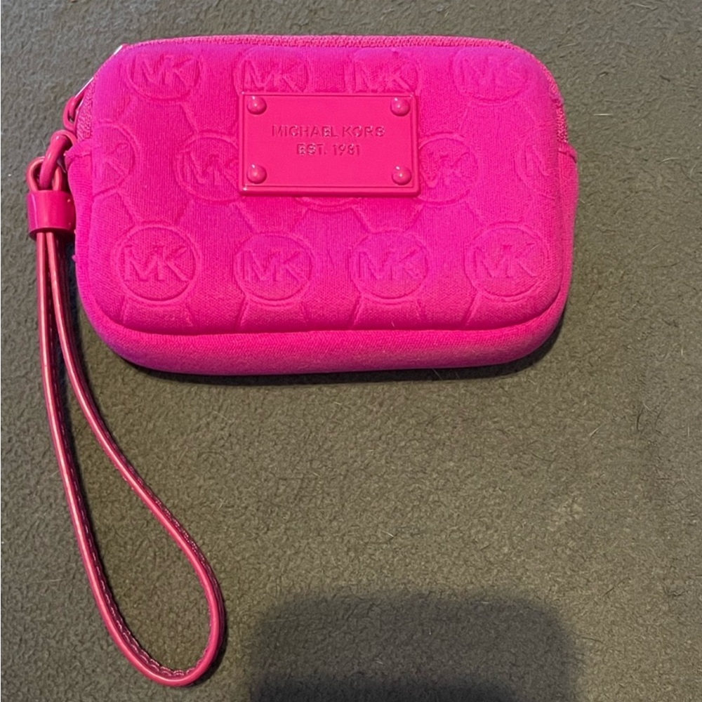 Michael Kors wristlet